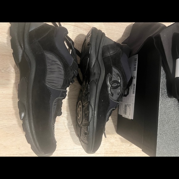 Chanel - Picture 4 of 5